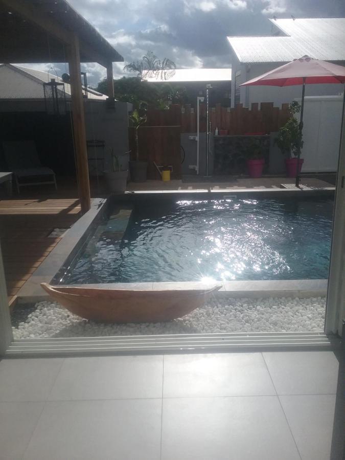 Maison Tonga Piscine Jaccuzi Saint Pierre Buitenkant foto